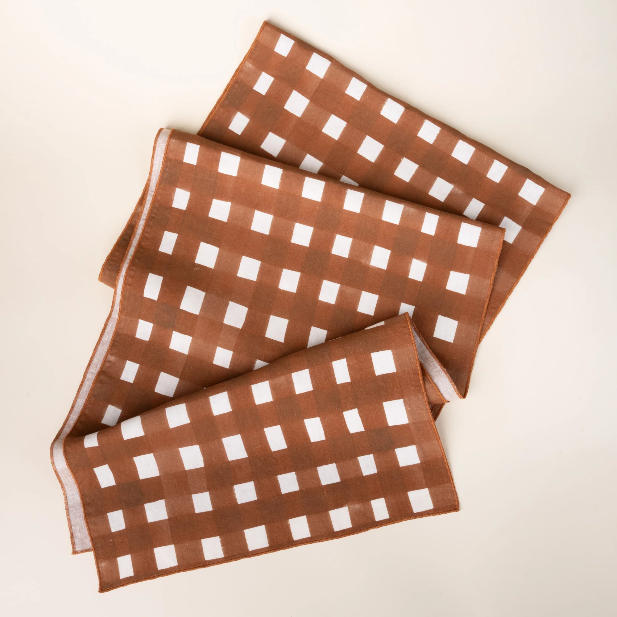 Crosshatch Linen Table Runner - Image 4